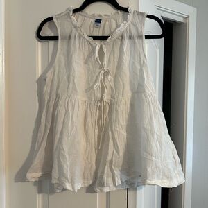 Old Navy Cream Sleeveless Blouse